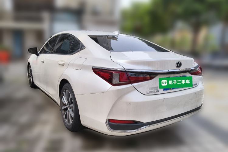 Used Lexus ES 2018 200 Excellence Edition China VI Standard
