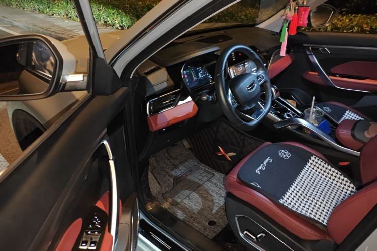 Used Geely Auto Emgrand X7 Sport 2022 Boyue X 1.8TD DCT ZhiShang Model Driver Seat