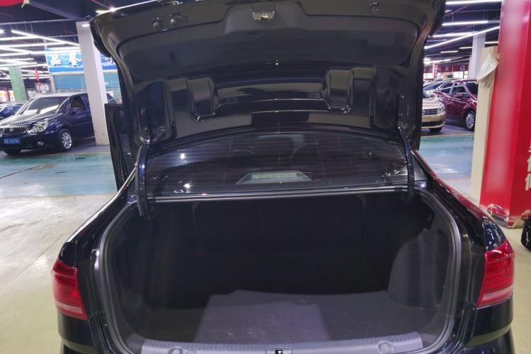 Used Volkswagen Lavida 2017 1.6L Automatic Comfort Edition
