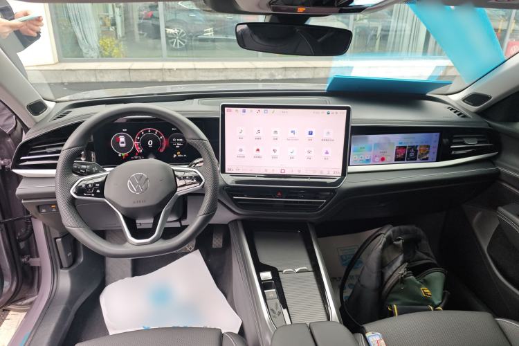 Used Volkswagen Passat 2025 Pro 380TSI Dragon Supreme Edition