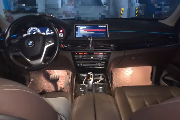 Used BMW X5 2017 xDrive28i
