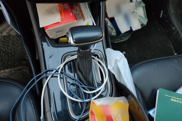 Used GAC Trumpchi GA4 2018 200T Automatic Luxury Edition Gear Lever