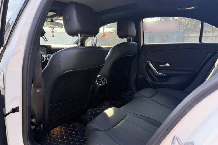 Used Mercedes-Benz A-Class 2022 Restyled A 200 L Sport Sedan Fashion Version
