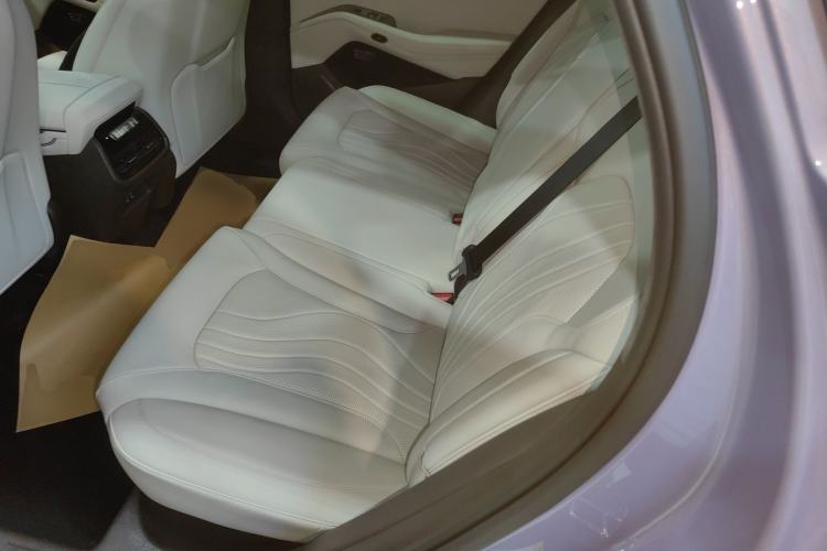 Used Denza N7 2025 702 Intelligent Driving Dual-Laser Luxury Edition Left Rear Seat