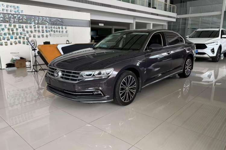 Used Volkswagen Phideon 2018 Revised Version 380TSI Two-Wheel Drive Business Edition