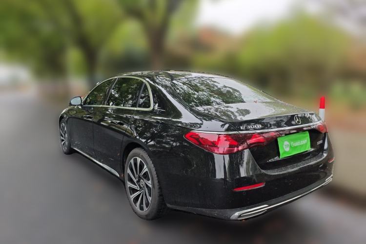 Used Mercedes-Benz E-Class 2024 Facelift E 300 L Luxury Edition