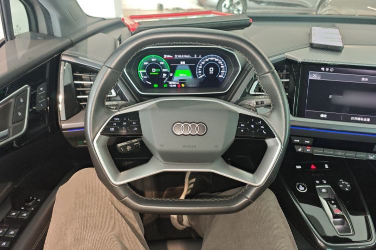 Used Audi Q4 e-tron 2024 40 e-tron Boundary Edition Steering Wheel