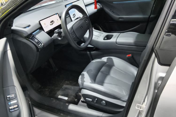 Used XPeng P7+ 2024 Long-Range Max Left Front Seat