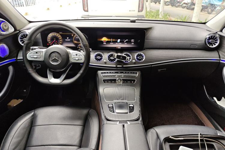 Used Mercedes-Benz E-Class 2020 E 300 L Stylish Model Center Console