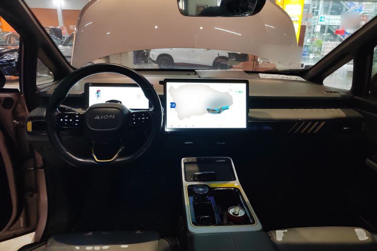 Used AION Y 2022 70 Tech Edition Lithium Iron Phosphate Center Console