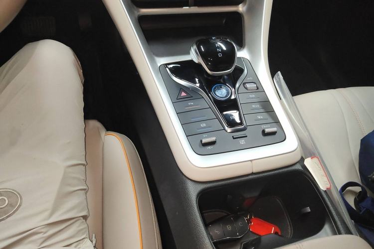 Used BYD Song Pro New Energy 2024 HONOR Edition DM-i 71KM Navigation Model