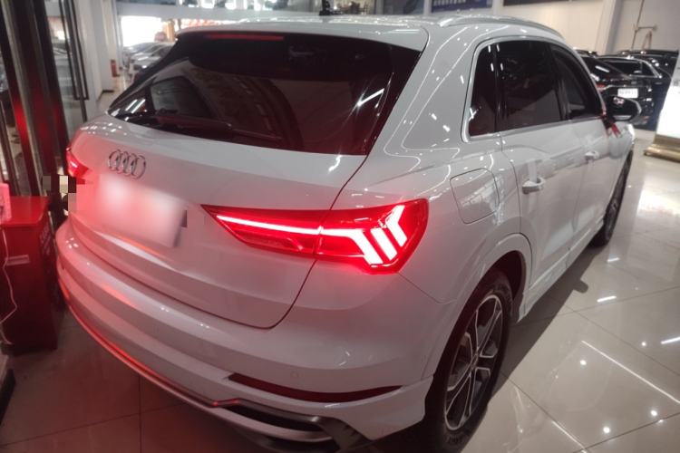 Used Audi Q3 2022 40 TFSI Fashion Dynamic Model