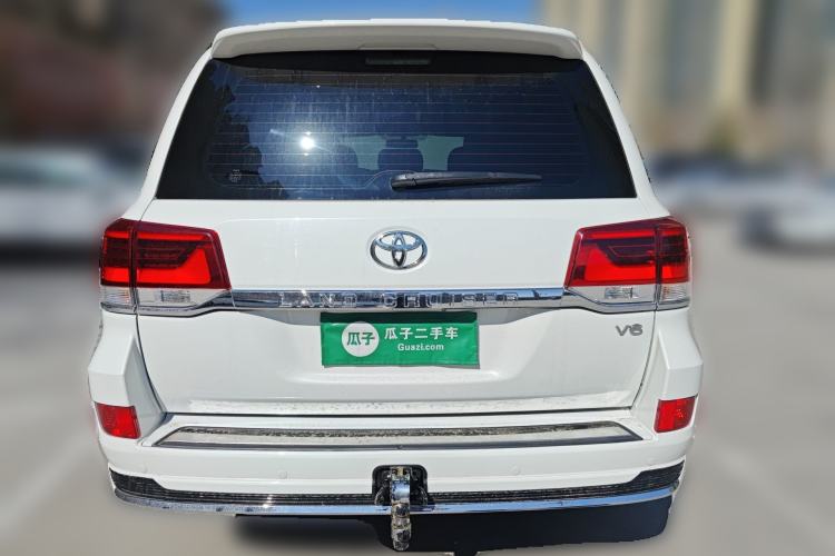 Used Toyota Land Cruiser 
