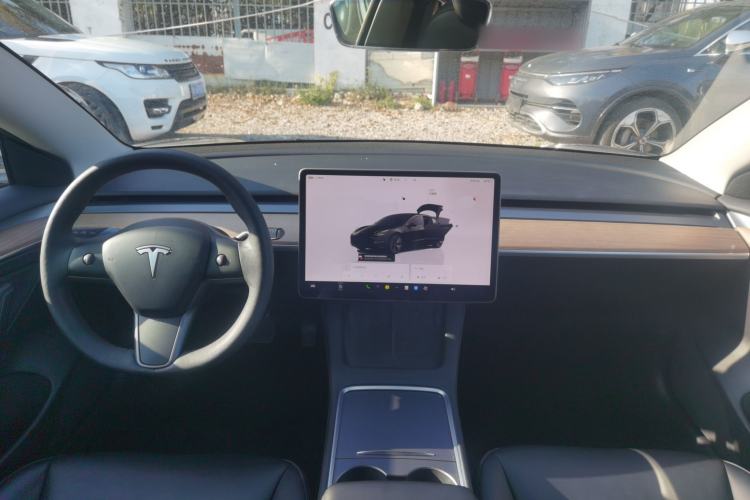 Used Tesla Model 3 2022 Rear-Wheel-Drive Version Center Console