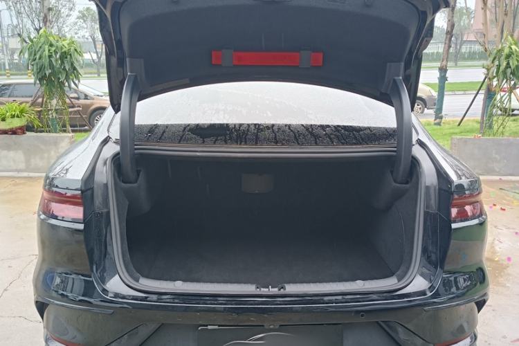 Used BYD Han 2025 DM-i Intelligent Driving Edition 125KM LiDAR Flagship Model
