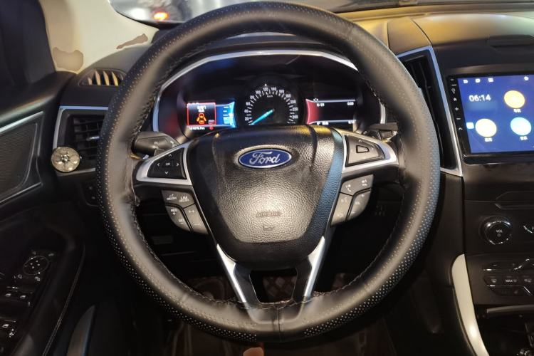 Used Ford Edge 2015 2.0T GTDi 4x4 High-Grade Model