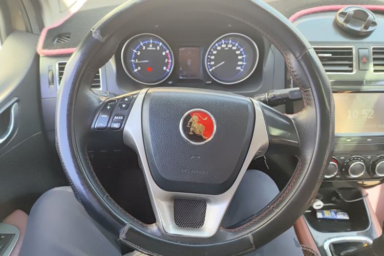 Used FORTHING Joyear X5 2015 1.6L Manual Luxury Model
