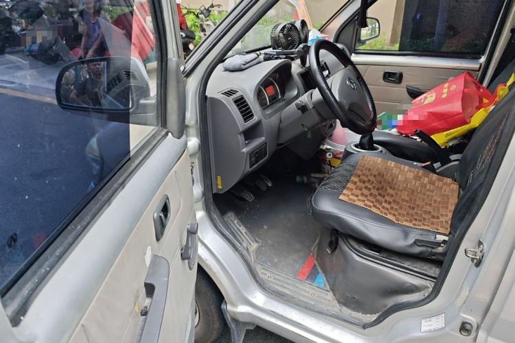 Used BAIC Weiwang 306 2011 1.3L base model 7 seats
