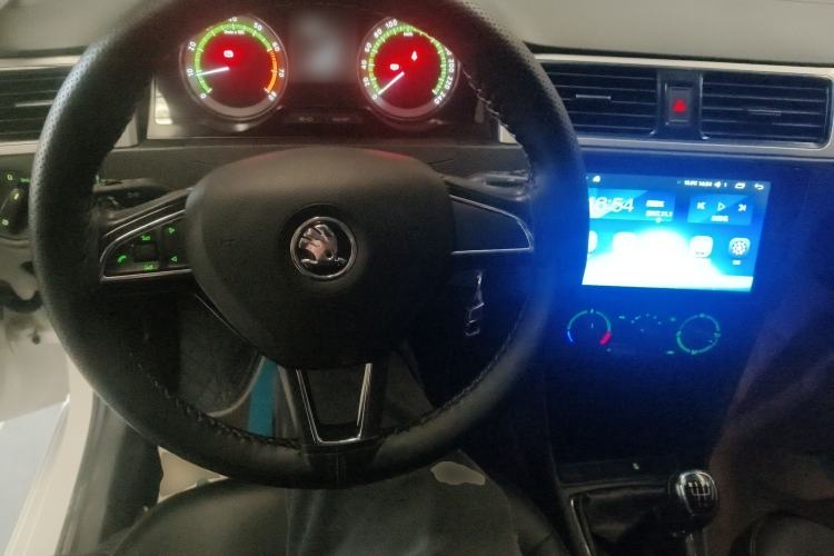 Used Skoda Rapid 2018 1.6L Manual Comfort Edition
