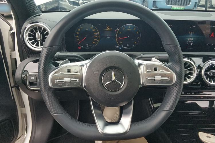 Used Mercedes-Benz A-Class 2022 Revised Version A 200 L Sport Sedan Fashionable Style Steering Wheel