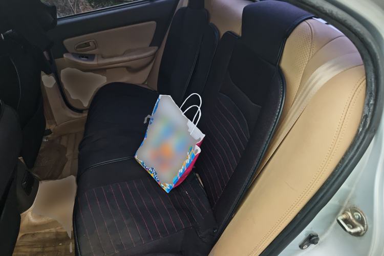 Used Hyundai Elantra 2011 1.6L Manual Comfort Version
