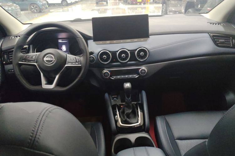 Used Nissan Qashqai 2025 Honor 2.0L CVT XV+ Leading Edition Center Console