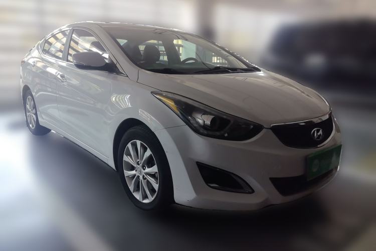 Used Hyundai Elantra (5th Generation / Langdong) 2016 1.6L Automatic Prestige Model Front Right 45 Deg