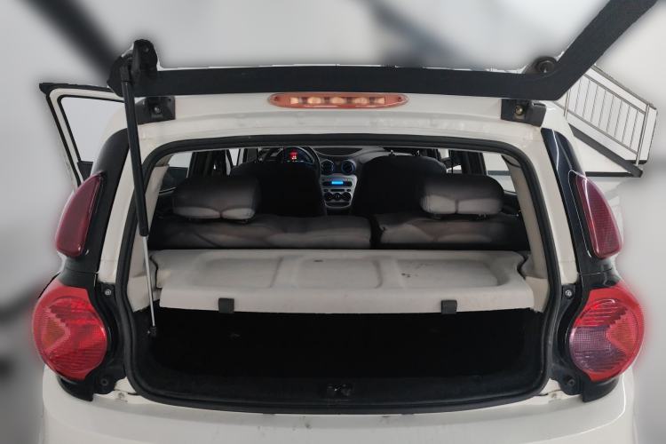 Used JMEV E200L 2018 E200L Standard Model (250 km) Trunk