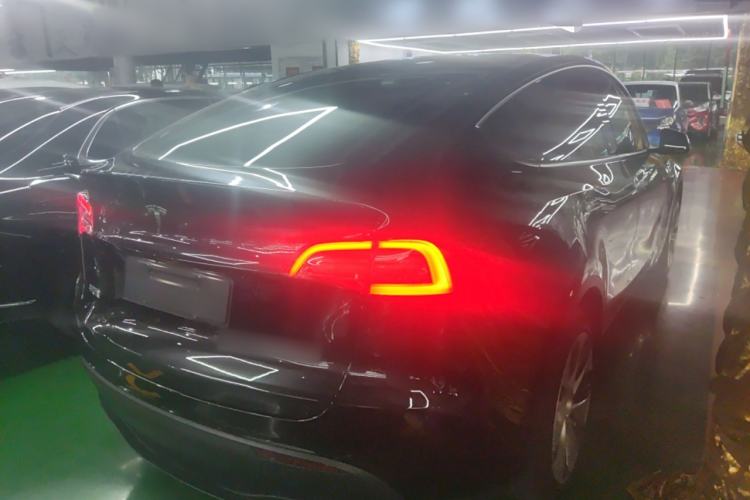 Used Tesla Model Y 2021 Standard Range Rear-Wheel Drive Version