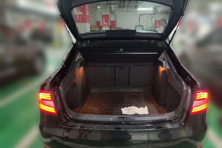 Used Skoda Superb 2013 1.8TSI Automatic MingShi Edition
