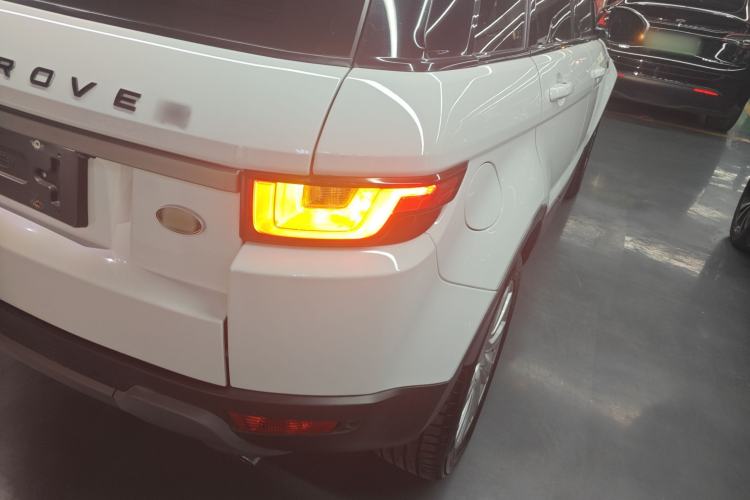 Used Land Rover Range Evoque 2018 240 PS SE Smart Brilliance Edition