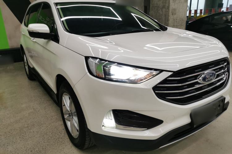 Used Ford Edge 2020 EcoBoost 245 Two-Wheel-Drive Titanium 5-Seater
