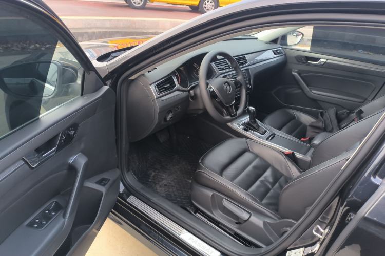 Used Volkswagen Passat 2017 1.8TSI DSG Government Procurement Version (CEA Engine)
