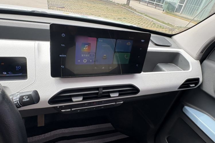 Used Geely Galaxy Panda 2023 Panda Mini 120km Super Cute Bear
