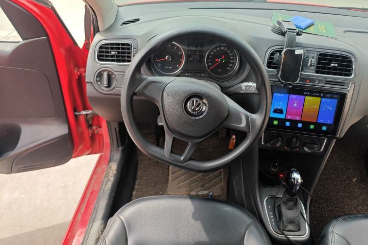 Used Volkswagen Polo 2014 1.6L Automatic Comfort Edition
