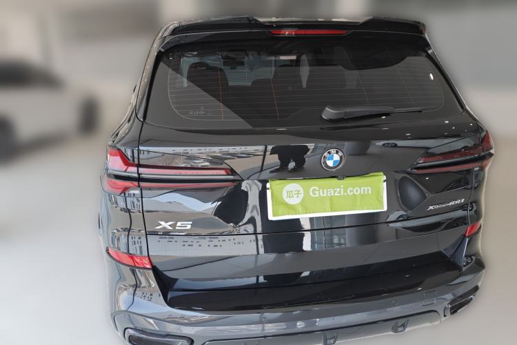 Used BMW X5 2023 xDrive 30Li Luxury M Sport Night Edition Package Rear Left 45 Deg