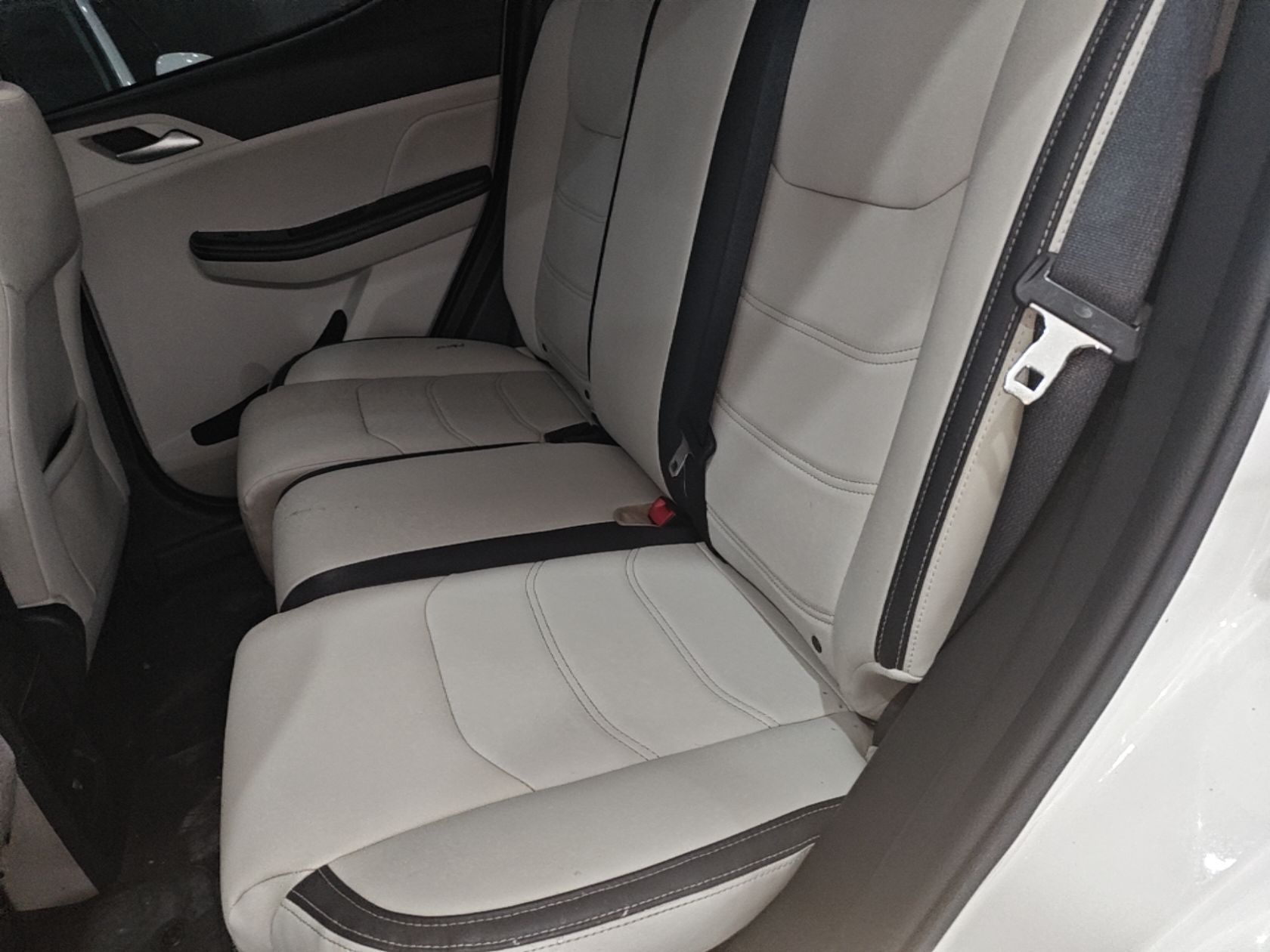 BYD Yuan Pro 2021 401 km Deluxe Version — снимка 20