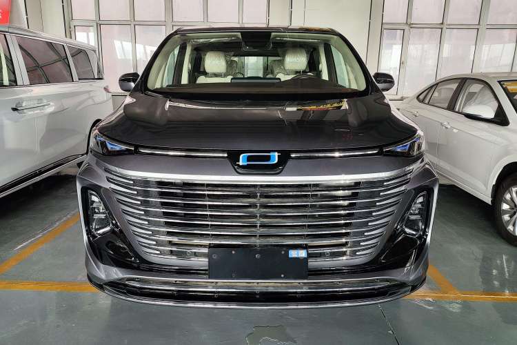 Used Bestune M9 2023 2.0T Ultimate Edition