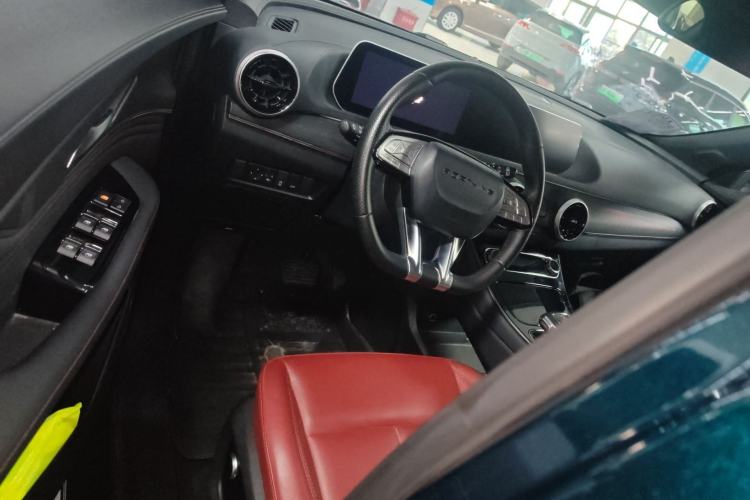 Used FORTHING T5 EVO 2021 1.5TD DCT Starry Edition
