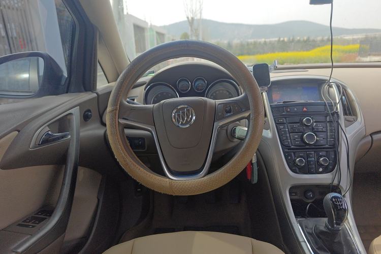 Used Buick GT 2013 GT 1.6L Manual Entry-Level Model