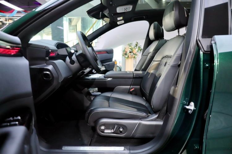 Used Zeekr 7X 2025 100kWh Long-Range All-Wheel Drive Intelligent Driving Version Interior 10