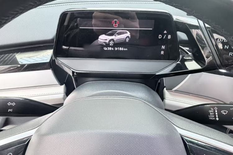 Used Volkswagen ID.6 CROZZ 2021 Long-Range PURE+ Edition Interior 5
