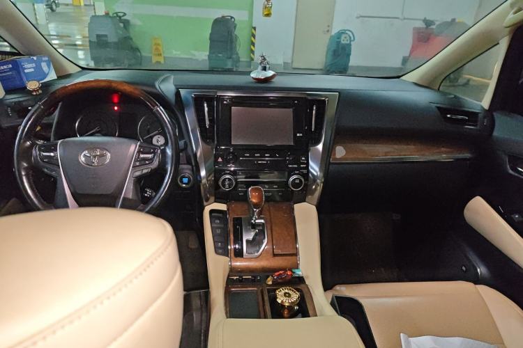 Used Toyota Alphard 2018 3.5L Prestige Edition
