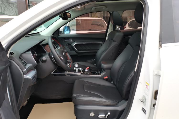 Used Haval H6 2017 Red Label 2.0T Automatic Two-Wheel Drive ZhiShang Model