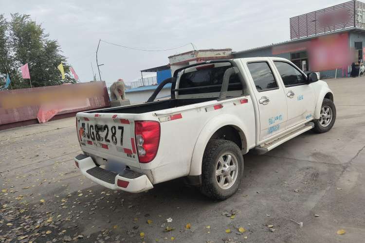 Used Great Wall Wingle 5 2017 2.4L European-spec Gasoline 4x4 Elite Version Big Double Cab 4G69S4N