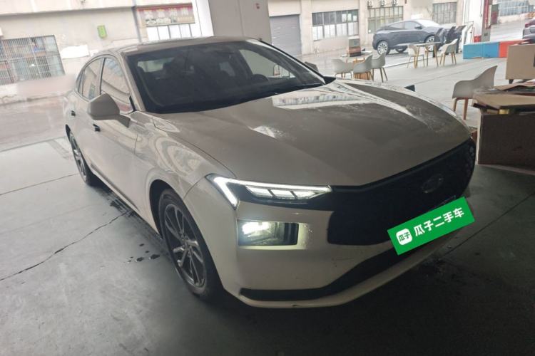 Used Ford Mondeo 2025 1.5T EcoBoost Luxury Version Front Right 45 Deg