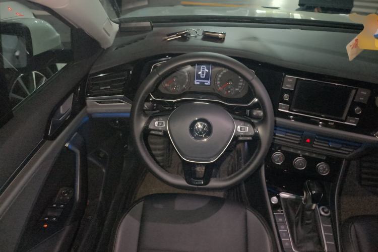 Used Volkswagen Sagitar 2020 200TSI DSG Comfort Version China VI Standard Steering Wheel