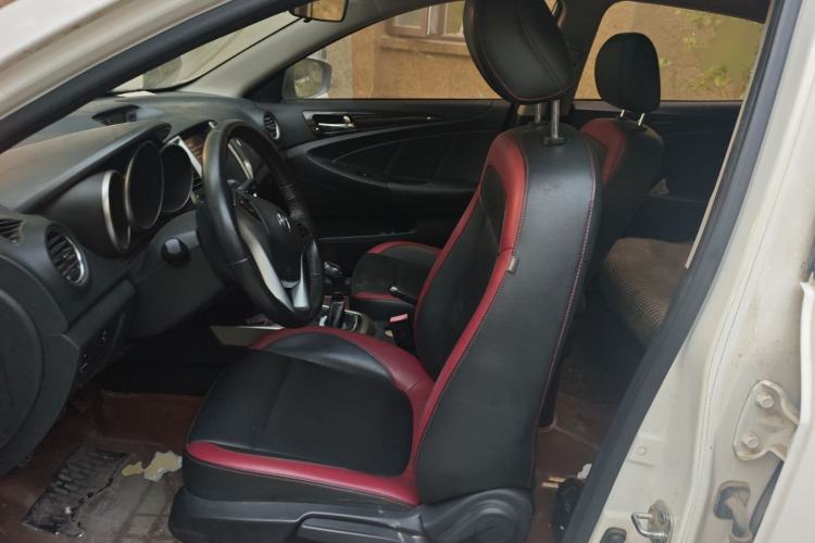 Used CHANGAN Eado 2015 1.6L Manual Junku Model China IV Standard
