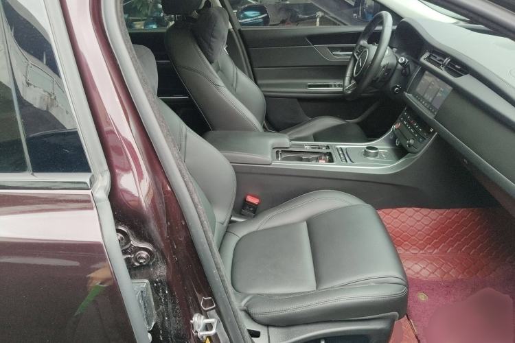 Used Jaguar XFL 2020 XFL 2.0T P200 Two-Wheel-Drive Rally Flag Edition