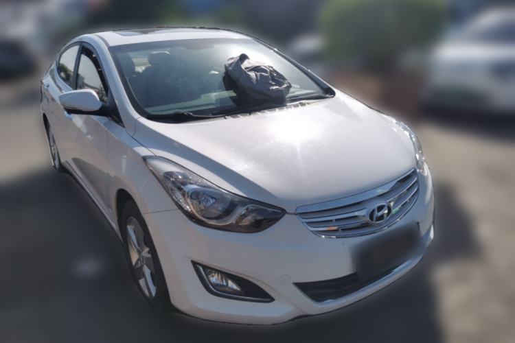 Used Hyundai Elantra (5th Generation / Langdong) 2012 1.6L Automatic Prestige Model Front Right 45 Deg